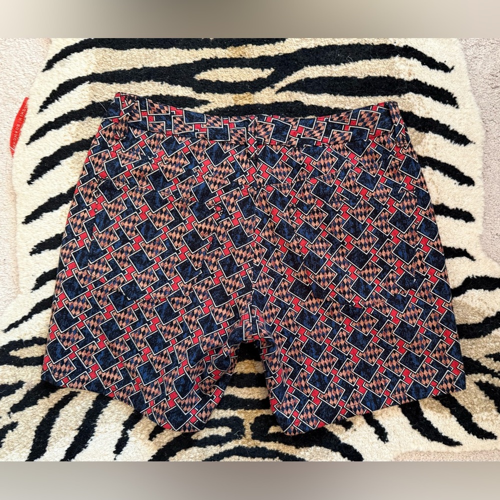 ST33LE  Men's Navy/Red Diamonds Stretch Knit Shorts Size 28 EUC - Picture 2 of 9